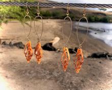 Load image into Gallery viewer, MERMAIDS CLASSIC EARRINGS