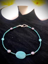 Load image into Gallery viewer, PEARLY BLUES MERMAID BRACELET